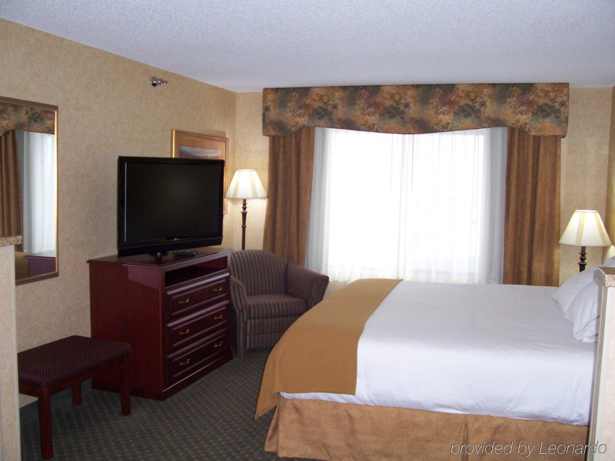 Express & By Ihg Bismarck